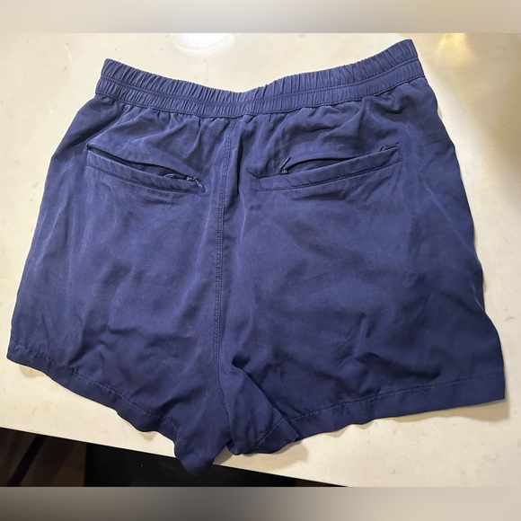 Lululemon Skirt Shorts Skort Athletic with Pockets - Picture 2 of 2